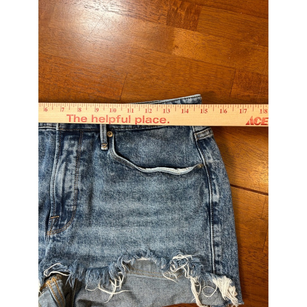Good American Denim Shorts Womens 6/28 Blue Cut Off Raw Hem High Rise Distressed - Picture 6 of 9
